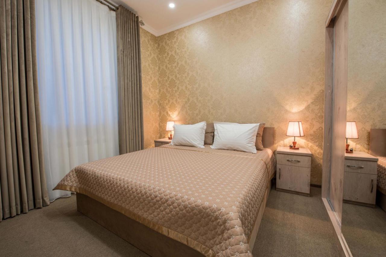 Huzur Hotel Tashkent Ngoại thất bức ảnh
