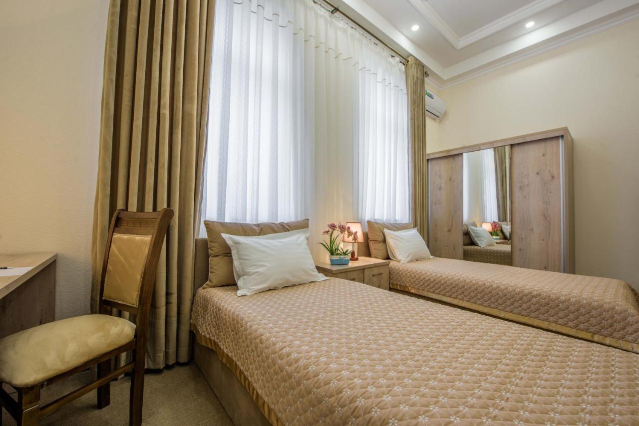 Huzur Hotel Tashkent Ngoại thất bức ảnh